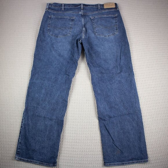 Levi's Relaxed Fit Blue Denim Jeans 38x30 - Picture 2 of 8